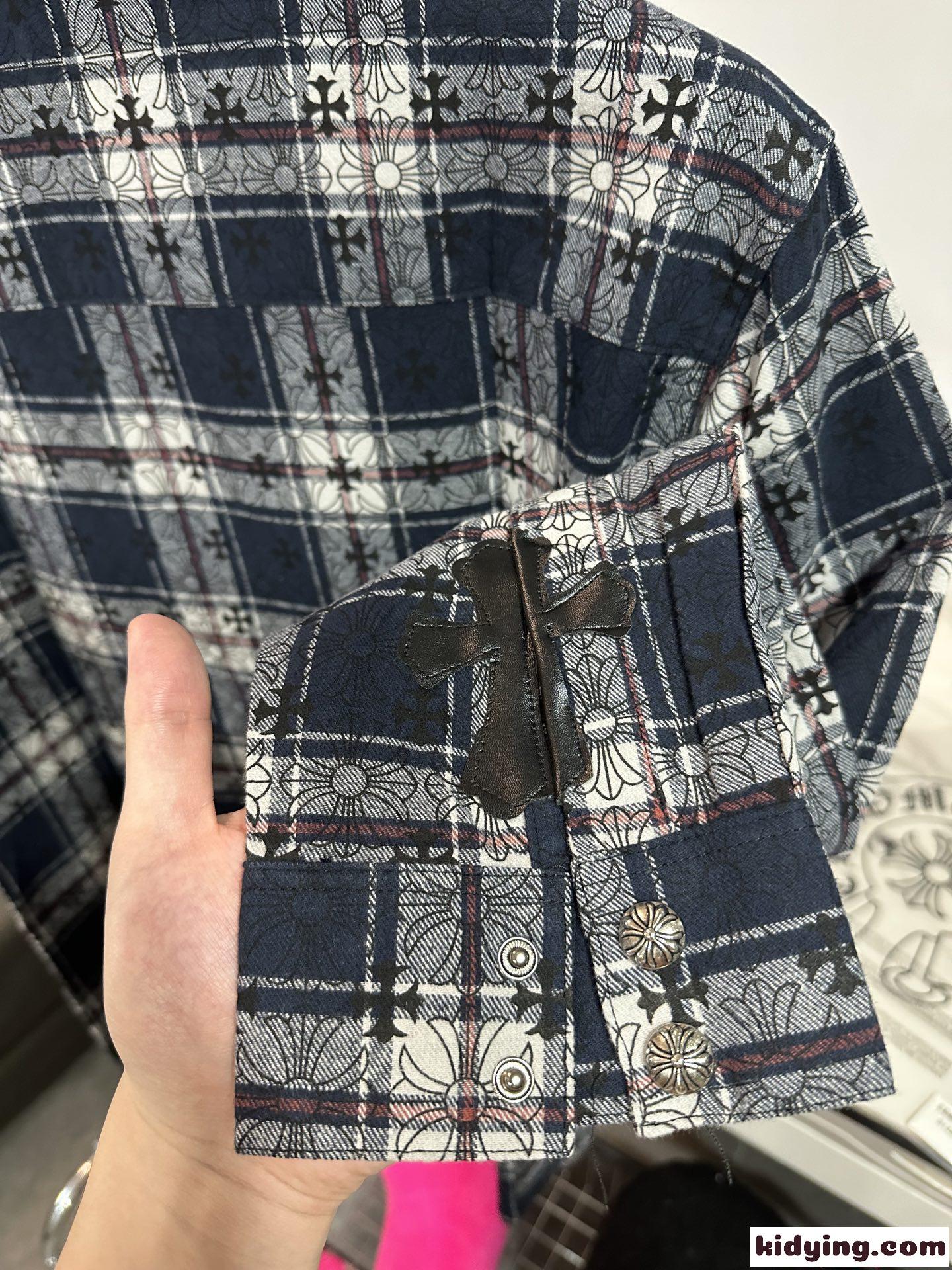 クロムハーツ コピー Tシャツ クロスモチーフ総柄 ジャカードチェック 柔らかコットン素材 ディテール重視 高級感モデルChrome Hearts-3