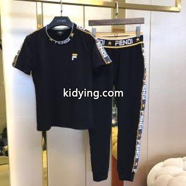 フェンディ スーパー コピーFENDI限定セール人気セール柔らかい半袖Ｔシャツ運動服トレーニングブラックホワイト-0