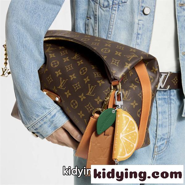 ☆2026最新☆Louis Vuitton LEMON ☆ルイヴィトンバッグチャームスーパーコピーキーホルダーイヤホンや小銭入れ-1