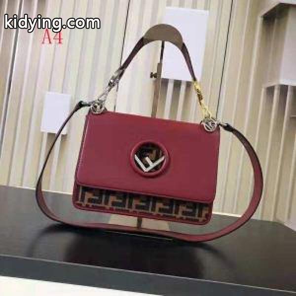 2018ss フェンディFENDI 秋冬新作登場 柔らかな風合い ハンドバッグ 4色可選 大胆なスリット上品_フェンディ FENDI_ブランド コピー 激安(日本最大級)-3