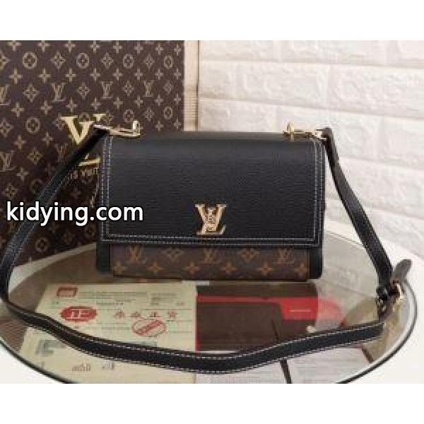 大絶賛!2018春夏新作 セール中 ルイ ヴィトン LOUIS VUITTON 3色可選 【人気ブログ掲載】 ショルダーバッ 高級感ある_ルイ ヴィトン LOUIS VUITTON_ブランド コピー 激安(日本最大級)-1