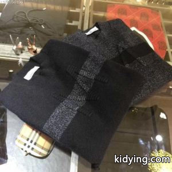 プルオーバー 2色可選 今、大人のお洒落に 最前線に注目 MONCLER モンクレール_ジャケット パーカー セーター コート_モンクレール特集_スーパーコピーブランド激安通販 専門店-0