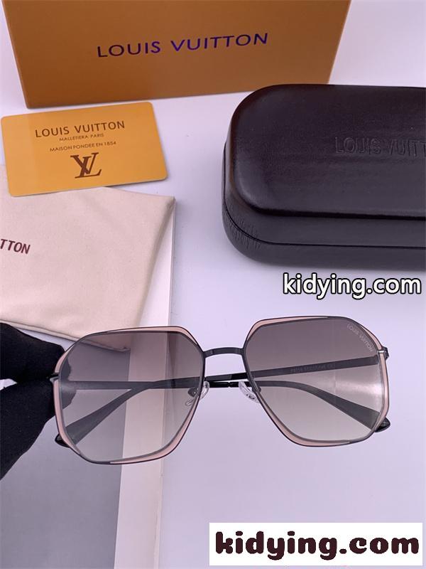 ルイヴィトン コピー 激安 サングラス スクエアフレーム メンズ レディース 上品 シンプル 高級感 UVカット Louis Vuitton-3