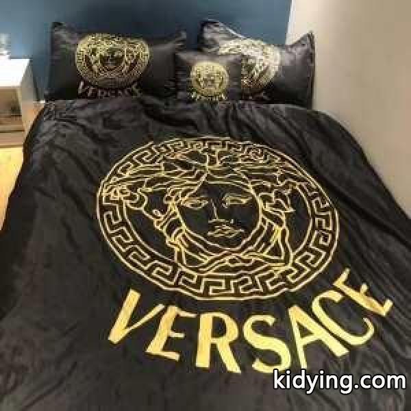気軽に洗えるアイテム ヴェルサーチ 肌にやさしい高級綿 VERSACE ブランケットセレブ愛用　贈り物にも最適_ヴェルサーチ VERSACE_ブランド コピー 激安(日本最大級)-0
