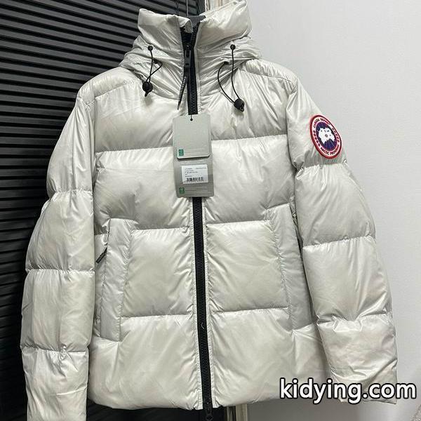 カナダグース Canada Goose ブラック 2025秋冬 クラシックファー ダウンジャケット 偽物-0