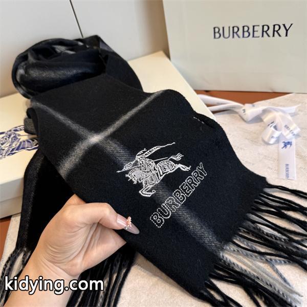 上品チェック柄 BURBERRY バーバリー コピー マフラー ブラック 冬コーデ定番-5