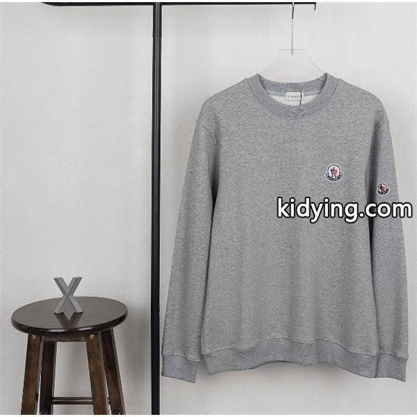 モンクレール スウェットコピーMONCLER 防寒とおしゃれを両立させるコーデ 秋冬におすすめ着こなし__ブランド コピー 激安(日本最大級)-0