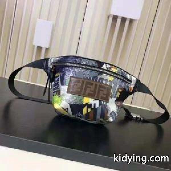 個性的なアイテム フェンディ最安国内発送 FENDI ランキング入賞の人気商品ウエストポーチ_フェンディ FENDI_ブランド コピー 激安(日本最大級)-0