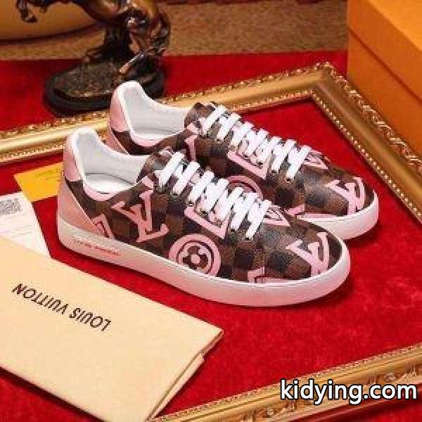 LOUIS VUITTON ルイ ヴィトン カジュアルシューズ 男女兼用 最速2019春夏トレンド 夏の定番スタイルをアップ_ルイ ヴィトン LOUIS VUITTON_ブランド コピー 激安(日本最大級)-0