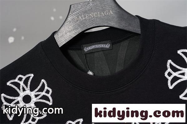 激安 刺繍Tシャツ クロムハーツ コピー CHROME HEARTS クロス刺繍 ブラック ホワイト 半袖 ビッグシルエット ストリート系 ユニセックス フラワークロス バックデザイン 高見え 夏コーデ-2