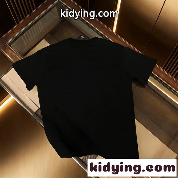 2026人気 BURBERRY バーバリー コピー 半袖Tシャツ クレストリース 月桂樹グラフィック リボンロゴ 爽やか映え 注目セレクト-1