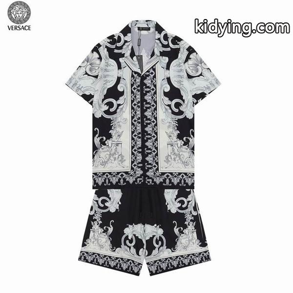 人気新品&超特価&ヴェルサーチ VERSACE 半袖Tシャツ 上下セット_ヴェルサーチ VERSACE_ブランド コピー 激安(日本最大級)-0