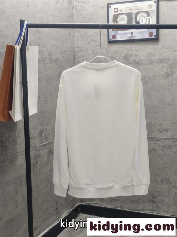 刺繍 VALENTINO ヴァレンティノ コピー トレーナー 柔軟裏毛 新定番 プレミアム2026新作-2