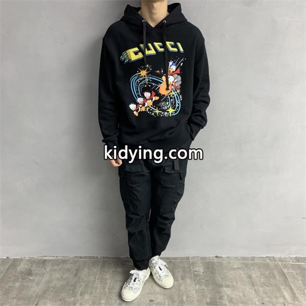 GUCCI コピー パーカー 保温性抜群 ブラック グッチ ユニセックス トレンディ 秋冬必須アイテム-1