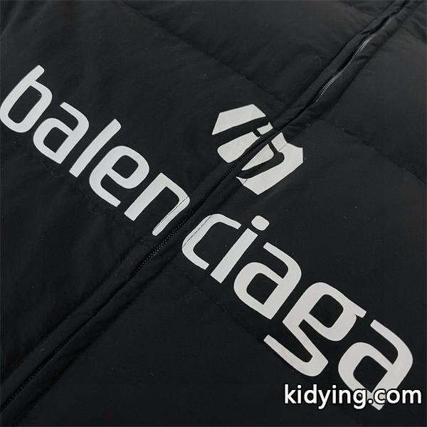 バレンシアガ スーパーコピー ダウンジャケット スポーツスタイル 厚手 防寒 ロゴ入り ブラック BALENCIAGA-3