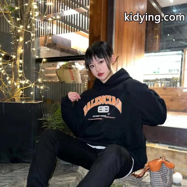 パーカー 2022秋冬 耐久性のある バレンシアガ BALENCIAGA ファッション 人気_ジャケット パーカー セーター コート_メンズファッション_スーパーコピーブランド激安通販 専門店-0