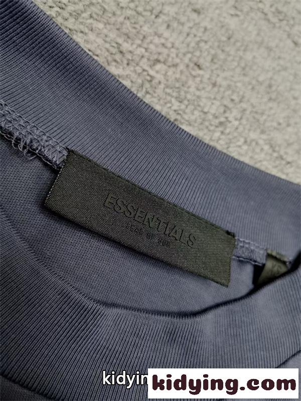 話題のアイテム 2026モデル フロントデザイン ESSENTIALS エッセンシャルズ コピー 半袖Tシャツ トレンドモデル カジュアル-3