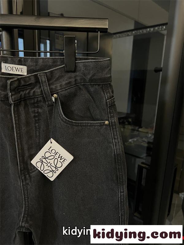 LOEWE ロエベ コピー レアデザイン デニム パンツ 高級感 2026新作-5