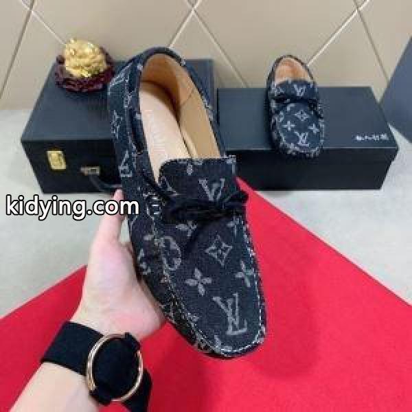 これからの季節、大活躍 【2019年春夏】人気ブランドの最新 ルイ ヴィトン LOUIS VUITTON カジュアルシューズ 2色可選_ルイ ヴィトン LOUIS VUITTON_ブランド コピー 激安(日本最大級)-0
