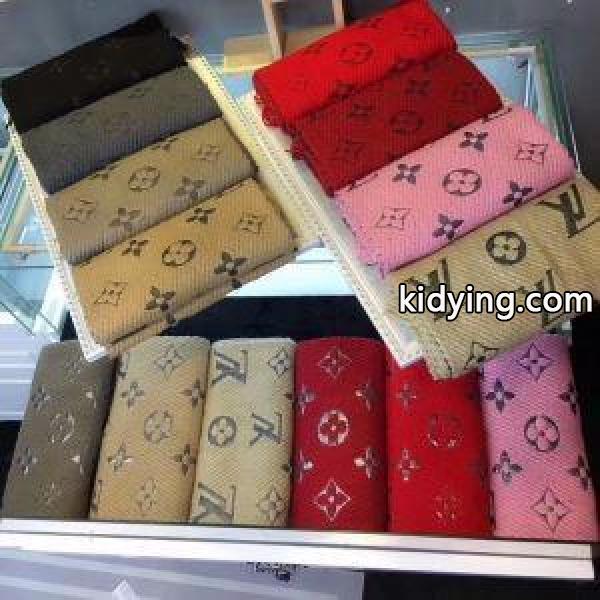2017秋冬季4色選択可持ち運びしやすい LOUIS VUITTON ルイ ヴィトン ロングマフラー&安心&追跡付_ルイ ヴィトン LOUIS VUITTON_ブランド コピー 激安(日本最大級)-0
