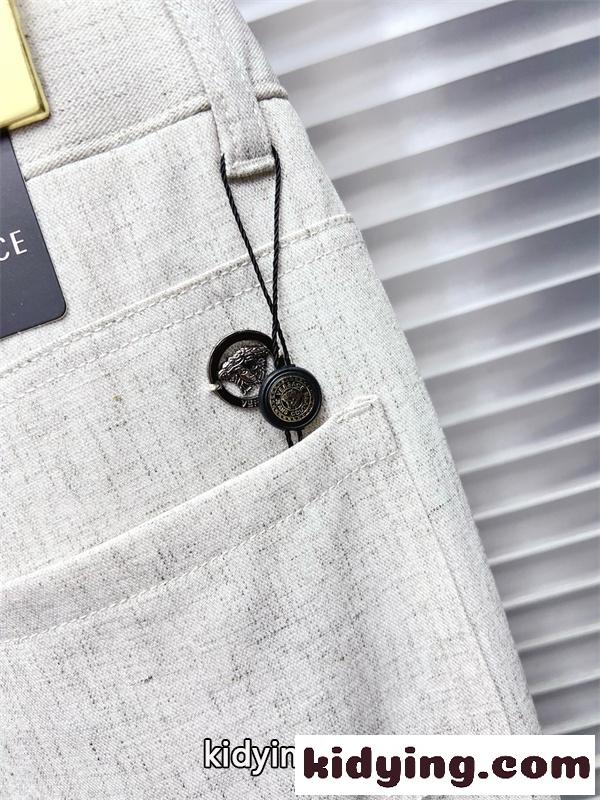 きれいめライン プレミアムファッション デイリーコーデ VERSACE ヴェルサーチ コピー パンツ 着回し自在-9