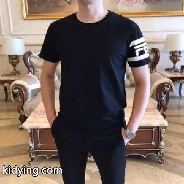 今年らしい優秀アイテム 半袖Tシャツ 2019年トレンド感が強い フェンディ FENDI 大人買いする方も多い 2色可選 今年らしく魅力的アップ_フェンディ FENDI_ブランド コピー 激安(日本最大級)-1