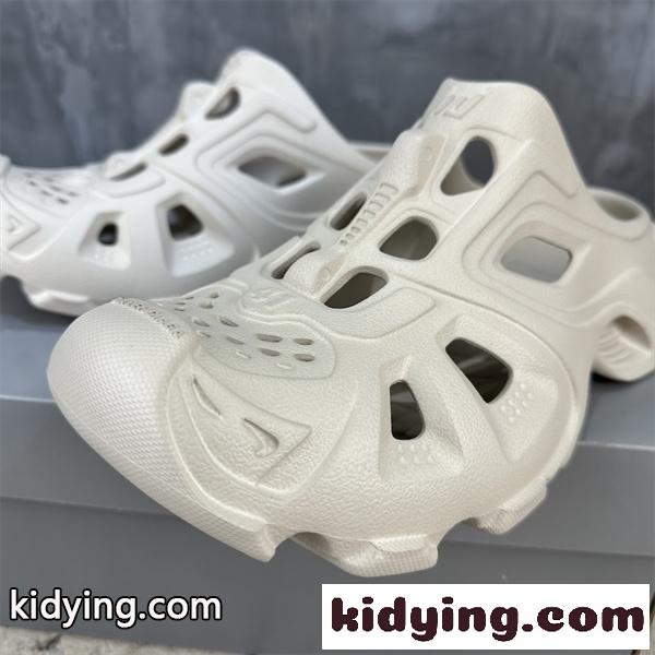 バレンシアガサンダルコピー2026トレンドBALENCIAGA Mold Closed Rubber SandalsYellow-4