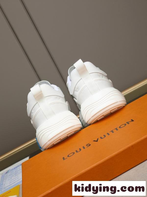 2026スタイリッシュ☆☆ルイヴィトンスニーカーコピーLOUIS VUITTON 多用途上品な靴-3