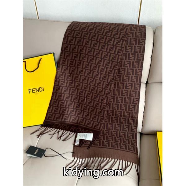 2025秋冬定番魅力・ふんわり柔暖 マフラー 新作登場 FENDI フェンディ コピー-4