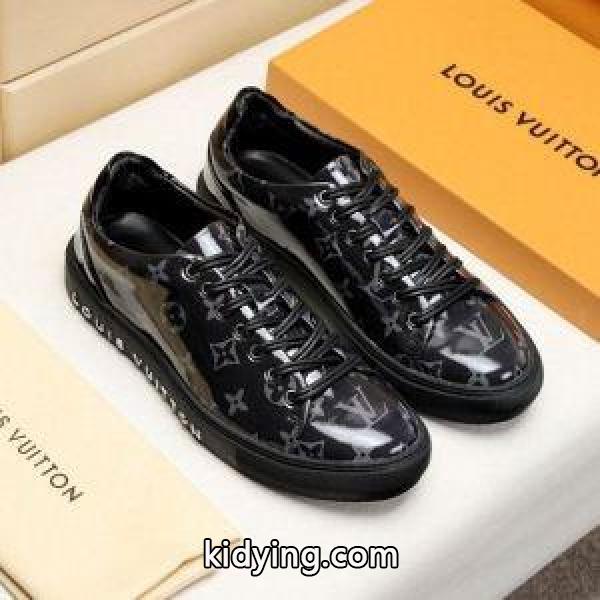 LOUIS VUITTON ルイ ヴィトン カジュアルシューズ 2色可選 2019夏絶対見逃せない人気 今季マストアイテム_ルイ ヴィトン LOUIS VUITTON_ブランド コピー 激安(日本最大級)-1
