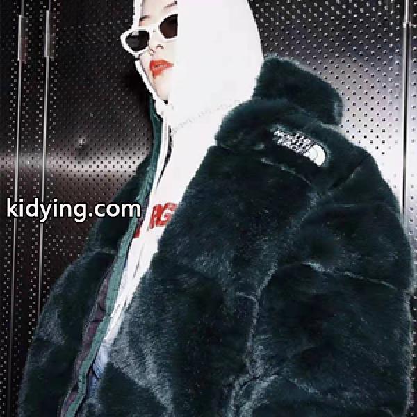 早速秋冬のトレンド登場 Supreme × THE NORTH FACE スーパーコピーダウンジャケット 都会的な雰囲気-0