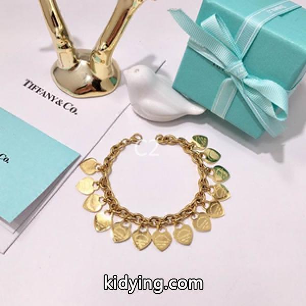 オシャレ感UPする! Tiffany & Co ティファニースーパーコピー ブレスレット レディース ハートのチャーム 3色展開-0
