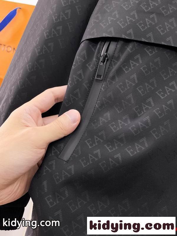 冬物大人気SALE 海外セレブ愛用アルマーニ 中綿入りジャケットコピーARMANI 激安(日本最大級)-2