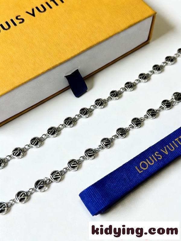 チェーン ネックレス ロングタイプ モダンアクセント 高級 LOUIS VUITTON ルイヴィトン コピー-1
