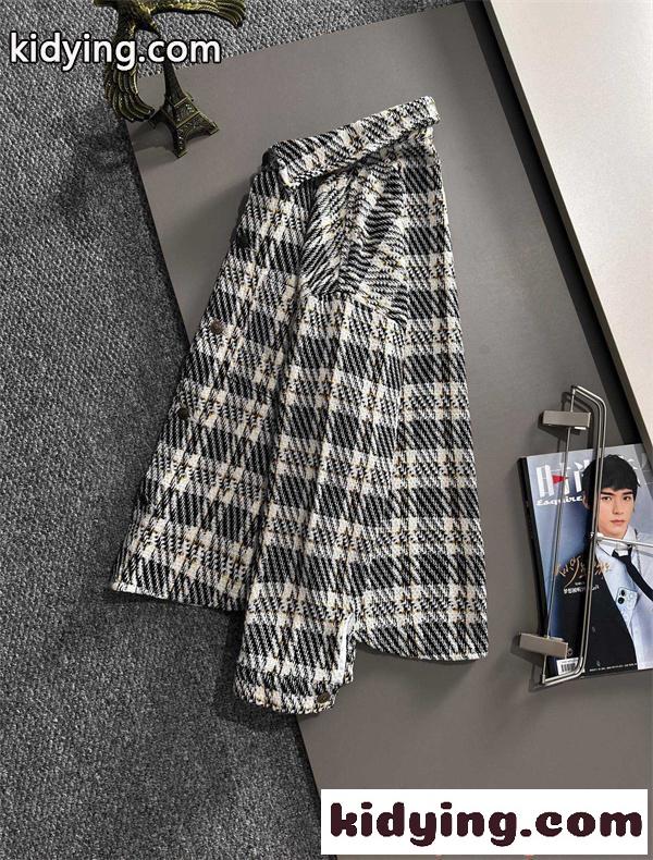 SAINT LAURENT イヴ・サンローラン コピー 高見え素材 ジャケット 厚手 防寒 クラシック 季節限定-6