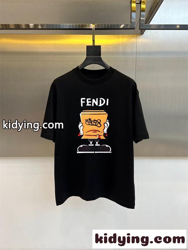 フェンディ コピー 半袖 Tシャツ メンズ ワイドフィット ホワイト ブラック プリントデザイン キャラクター柄 ロゴ入り カジュアル 通気性 柔らか素材 春夏-1