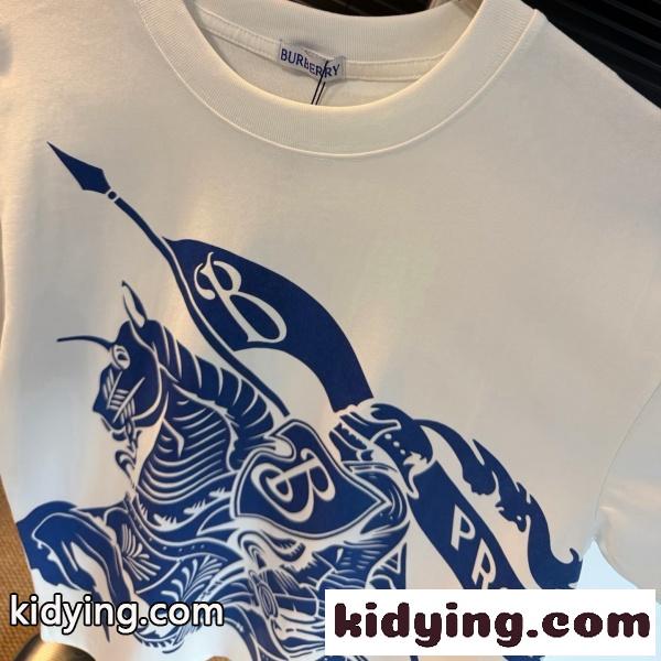 BURBERRY コピー バーバリー コピー ナイトグラフィックプリント 半袖Tシャツ オーバーサイズ クルーネック コットン トレンド 人気 新作-5
