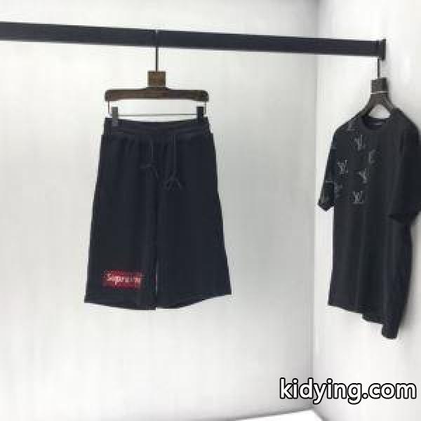 春夏に使えるおすすめトップス 19SS Swarovski Box Logo Tee ブランドの話題の新作も! 上下セット_シュプリーム SUPREME_ブランド コピー 激安(日本最大級)-0