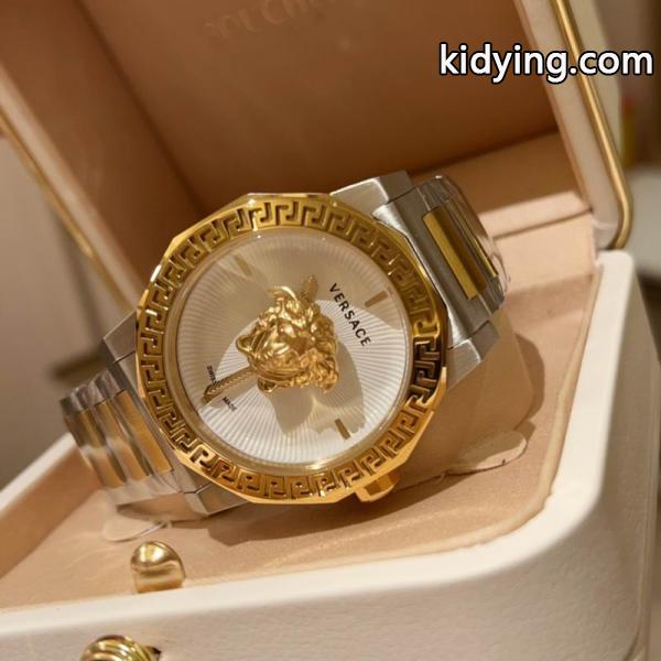 最安値に挑戦するVersace　ヴェルサーチ腕時計_ コピー 激安(日本最大級)38㎜-0