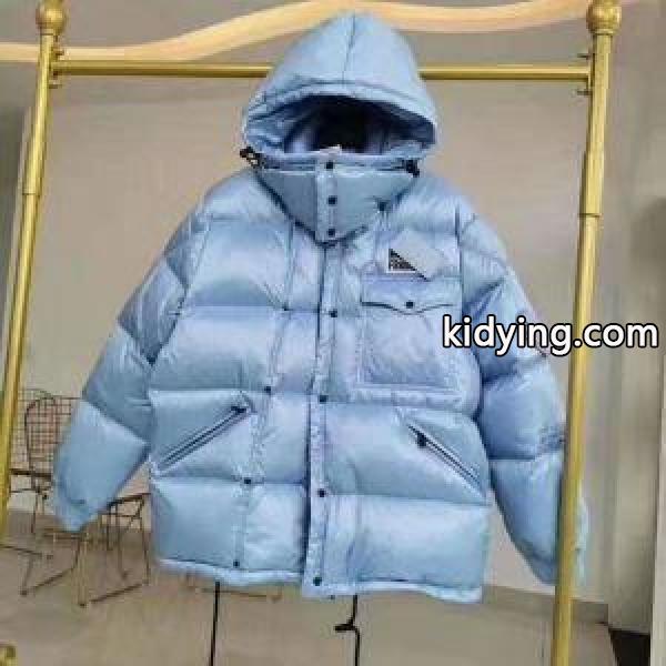 ダウンジャケット 程よい抜け感を演出 【最新】2019年秋冬のトレンド速報 MONCLER モンクレール_モンクレール MONCLER_ブランド コピー 激安(日本最大級)-0
