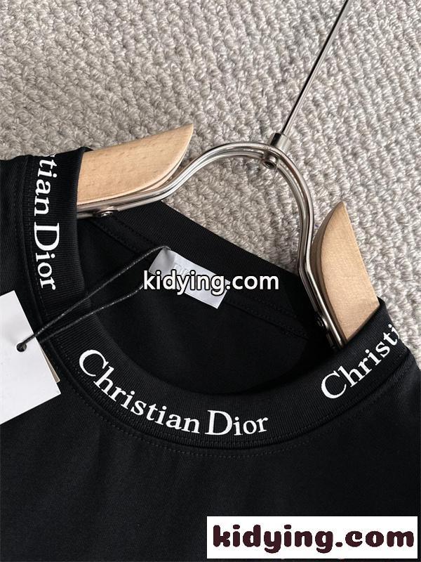 2026新作 DIOR ディオール 偽物 半袖Tシャツ ストリート映え 着心地抜群 お洒落-3