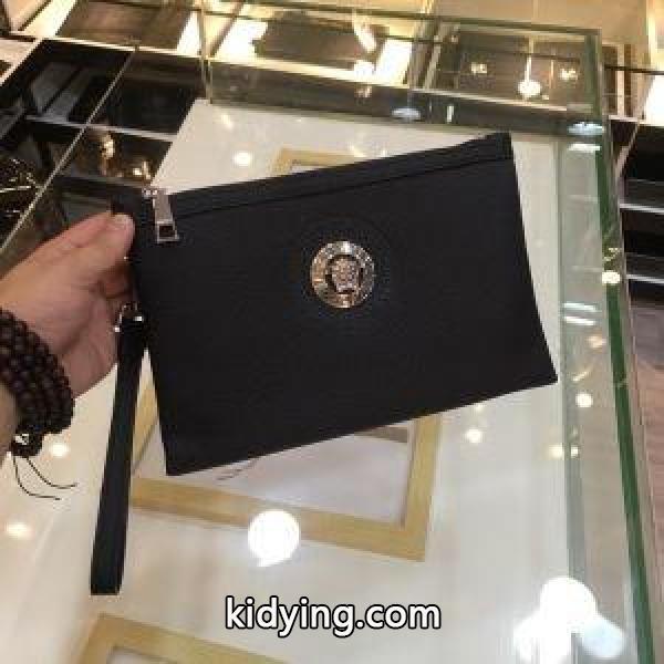 限定セール！お早めに！ ヴェルサーチ スーパーコピー クラッチバッグ VERSACE メンズ ブラック 通勤通学 品質保証-0