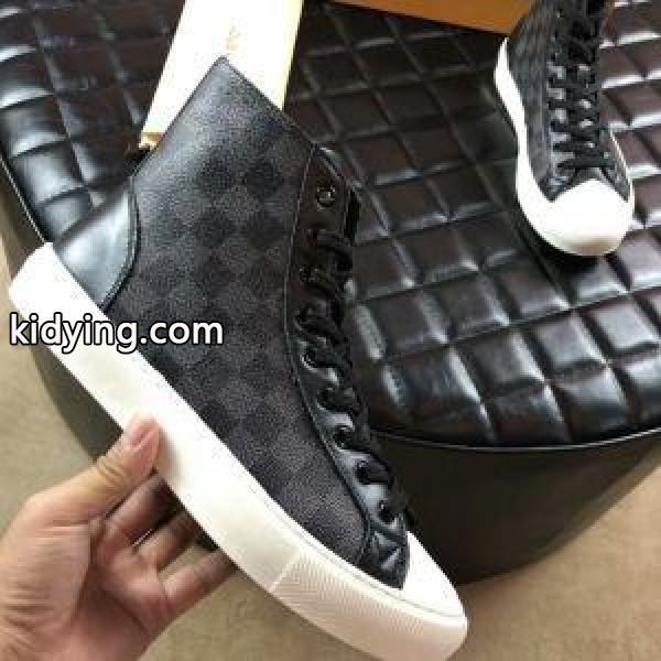 オススメ新作 期間限定 ルイ ヴィトン LOUIS VUITTON ハイトップシューズ 2色可選 個性的なアイテム_ルイ ヴィトン LOUIS VUITTON_ブランド コピー 激安(日本最大級)-0