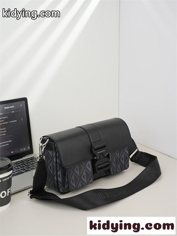 DIOR メンズ ショルダーバッグ 大容量 ストリート系 通勤 通学 おしゃれバッグ ディオール スーパーコピー-1
