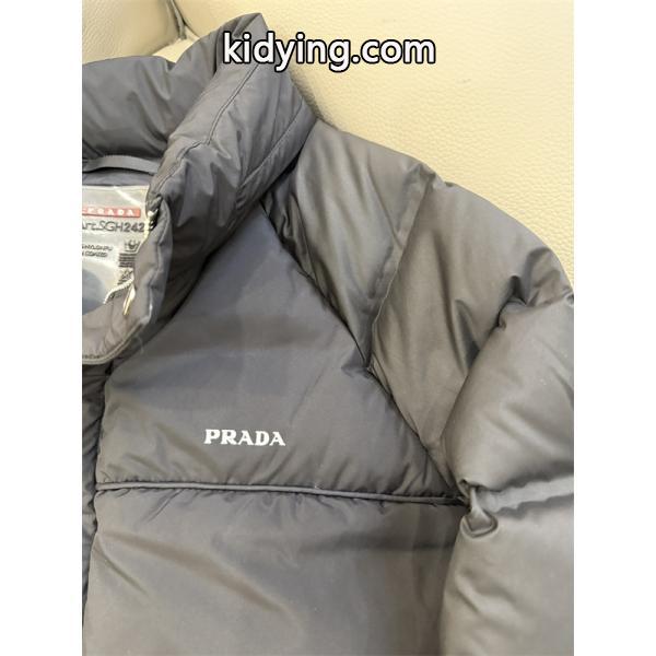 PRADA プラダ スーパーコピー ブラックダウンジャケット 高品質 N 級品 2025秋冬保温 軽量アウター-3