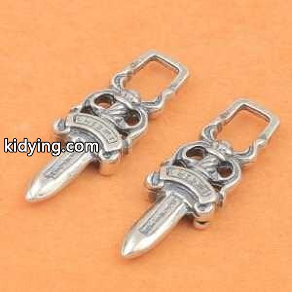 クロムハーツ CHROME HEARTS ペンダントトップ ネックレスチャーム ダガー シルバー アクセサリー 保存袋 革紐付き 男女兼用 驚きの破格値セール_CHROME HEARTS クロムハーツ_ブランド コピー 激安(日本最大級)-0