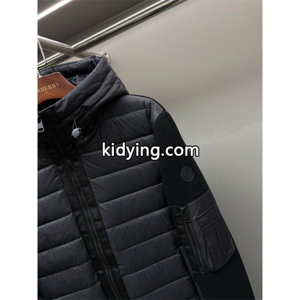 オールブラック 立体スリーブ 切替モード系 冬の注目新作 MONCLER モンクレール スーパーコピー ダウンパーカー-2