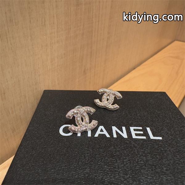 キラキラCHANE1コピーピアス 華やかに魅せる秋冬コーデ_ _ブランド コピー 激安(日本最大級)-0