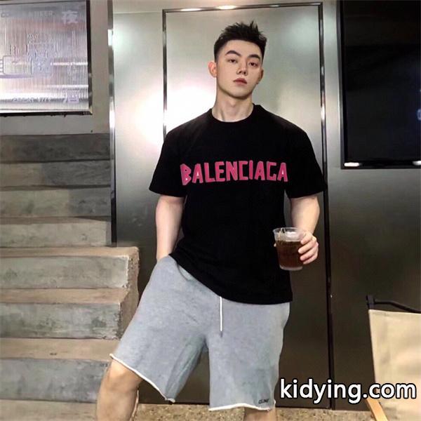 人気入手困難 バレンシアガ BALENCIAGA 現代的な印象 2色可選 半袖Tシャツ 個性的なモデル_半袖Tシャツ_メンズファッション_スーパーコピーブランド激安通販 専門店-0
