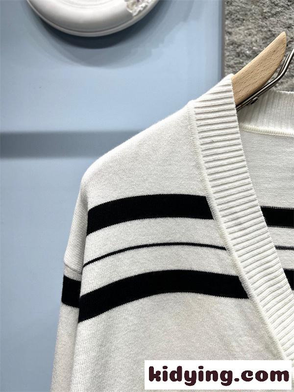 Martin Margiela メゾン マルジェラカーディガンコピー人気2026流行り上質なアイテム簡単デザイン-3